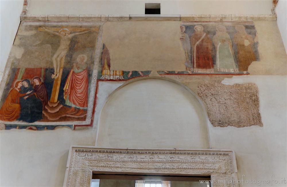 Milan (Italy) - Frescoes above the entrance of the chapel of Sant'Aquilino in the Basilica of San Lorenzo Maggiore
